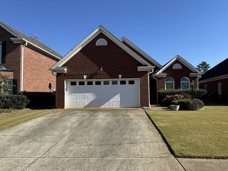 1st image of 562 Sletten Dr