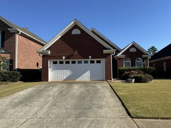 562 Sletten Dr, Lawrenceville, GA 30046