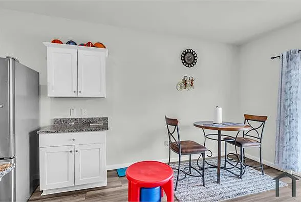 6102 Harrah Ln — Photo 12