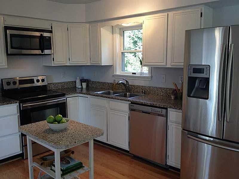2nd image of 4 Madden Ln