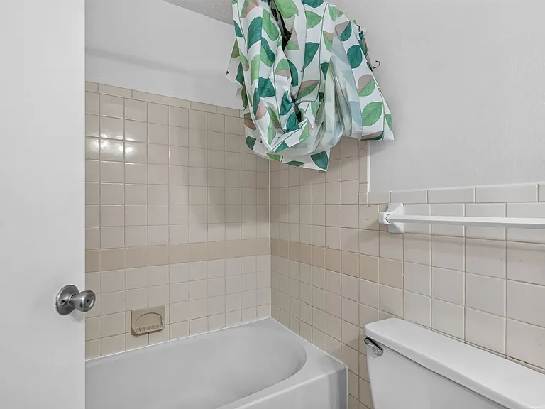 9954 Larkdale Ct — Photo 25