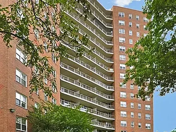 3777 Independence Avenue image 1 of 14