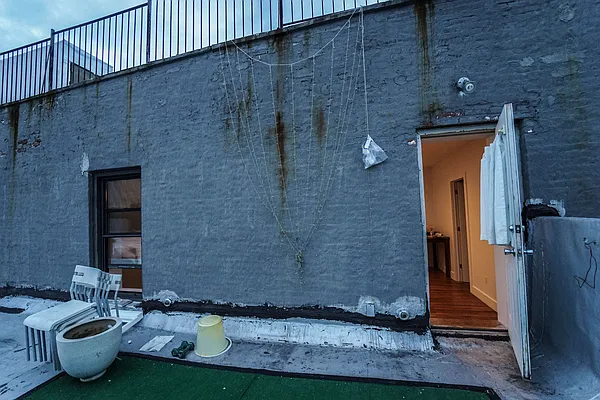 Rented by Manhattan Management LLC | media 11