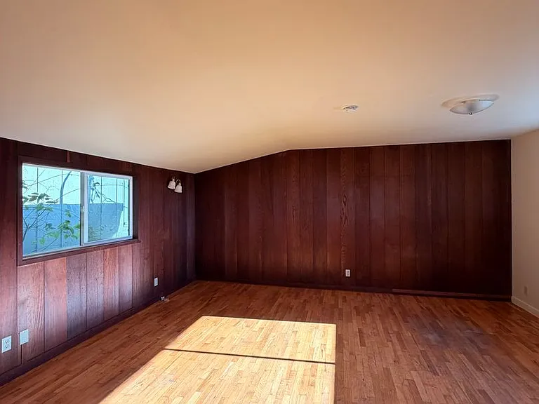 809 Browns Valley Rd — Photo 10