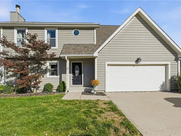 11739 Grant St, Overland Park, KS 66210