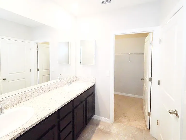4444 Aqua Mirage St — Photo 11