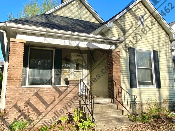 229 S 17th St, Terre Haute, IN 47807