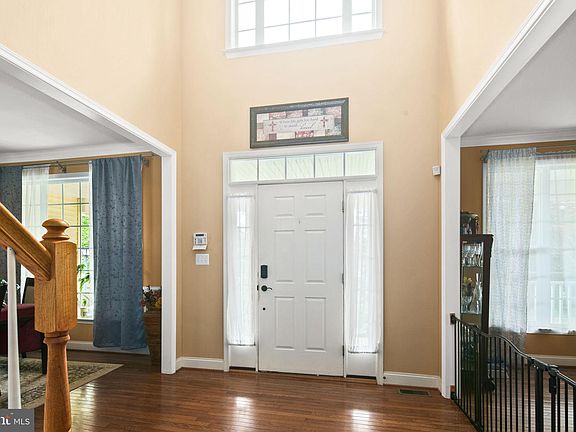 4th image of 3107 Moore Ln