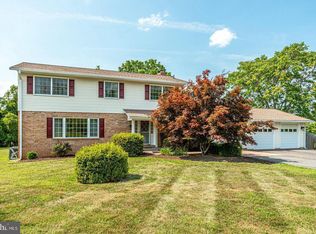 40668 Woodside Pl, Leesburg, VA 20175