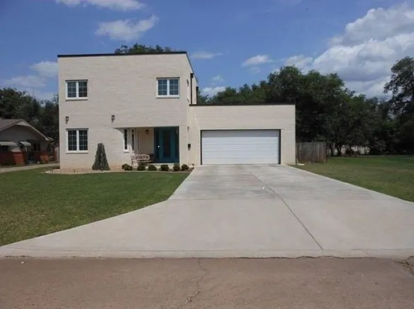 1610 5th St, Woodward, OK 73801