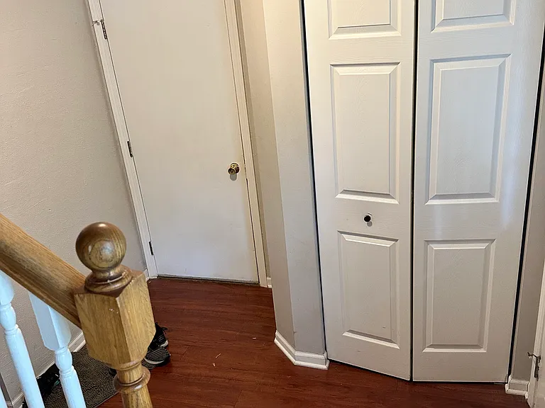 231 Half Moon Cir — Photo 10