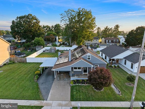 5th image of 519 Meade Ave