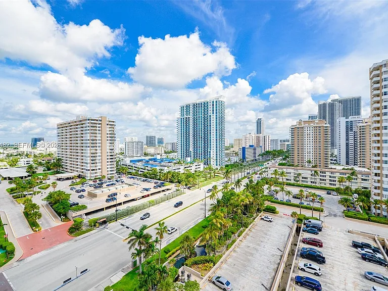 1980 S Ocean Dr #11K — Photo 25