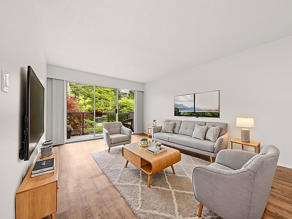 2nd image of 230 Mowat St #207