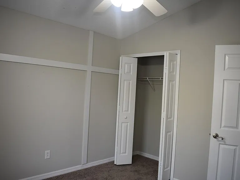 2415 Sabastian St — Photo 26
