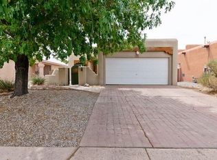 543 Via Patria SW, Albuquerque, NM 87121