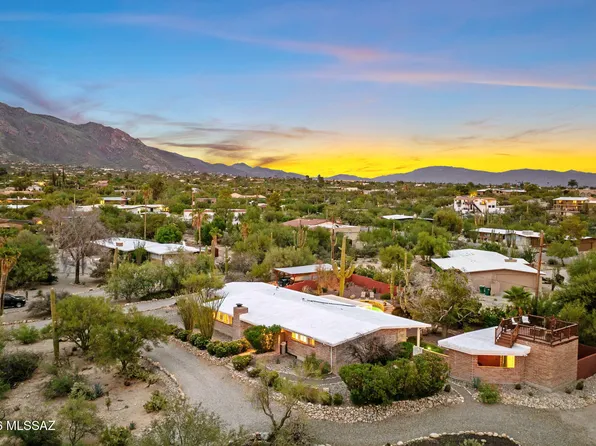 700 E Calle De Cibola, Tucson, AZ 85718