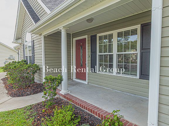 3rd image of 204 Macarthur Dr