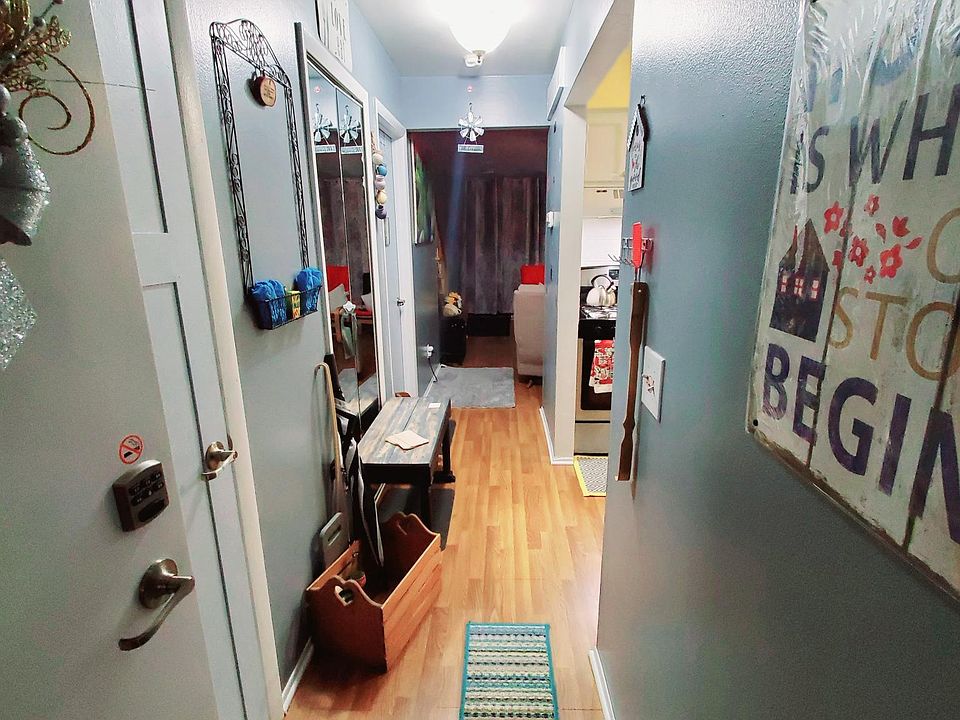 1st image of 50636 Jefferson Ave