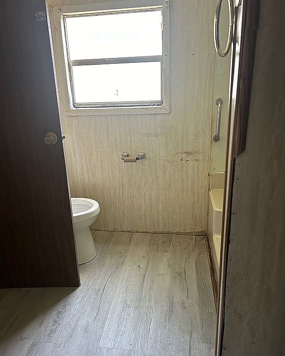 1st image of 5938 Powers Ln
