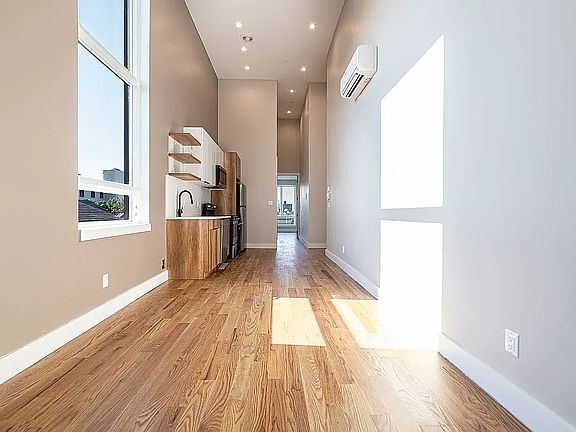 2nd image of 1405 Herkimer St #4D