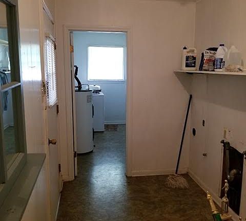 3rd image of 212 N Gayle Ave