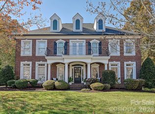 1005 Westbury Dr, Matthews, NC 28104