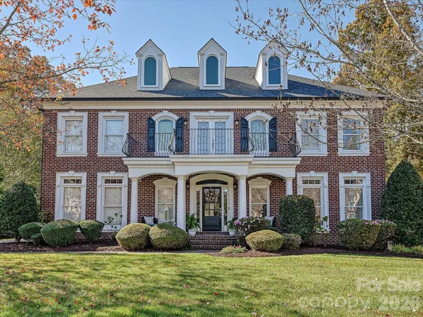 1005 Westbury Dr, Matthews, NC 28104