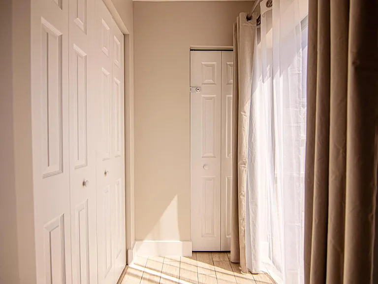 830 SW Santa Barbara Pl — Photo 14