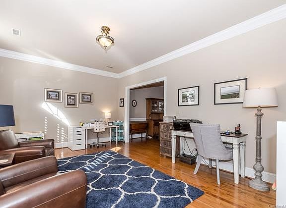 5th image of 2922 Saintfield Pl