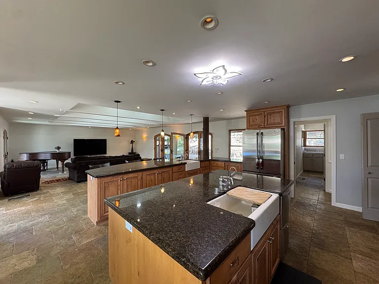 12336 Mines Rd — Photo 10