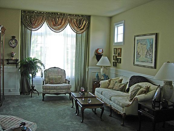 Formal Living Room. Beautiful Window Coverings.