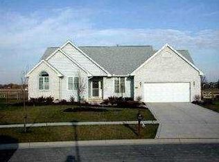 1825 Kenton Trl, Perrysburg, OH 43551