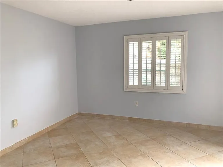 4050 Eastridge Dr — Photo 7
