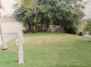 7408 Cocoanut Dr, Lake Worth, FL 33467