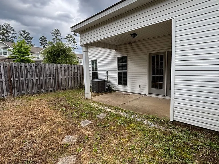 703 Buddy Ct — Photo 26