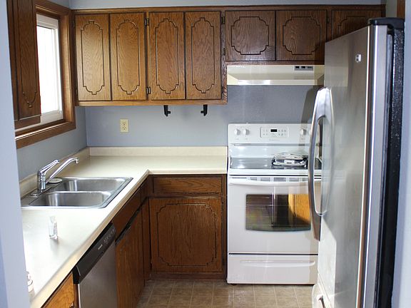 4th image of 3500 15th St N