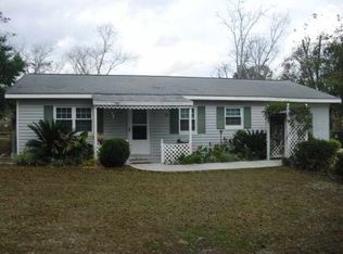 606 W Ewing St, Samson, AL 36477