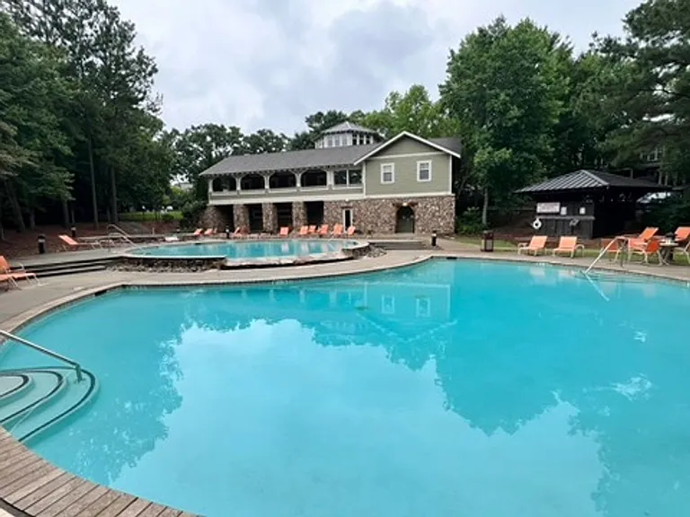 833-937 Old Greenville Hwy — Photo 1