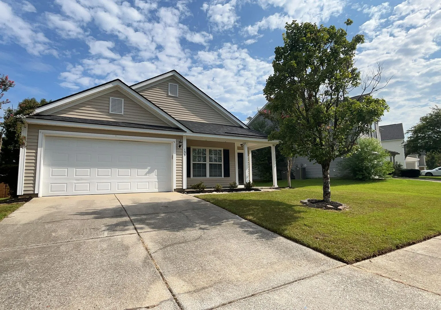 3 Bedroom, 2 Bath home in desirable Longleaf Subdivision — Photo 2