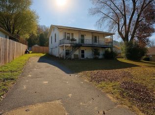 320 Meadow Ct, Madison, WV 25130