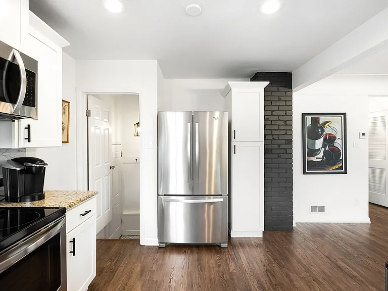 3143 Sheridan Blvd #ENTIRE PROPERTY — Photo 3