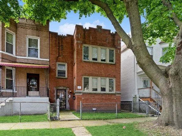 635 E 90th St, Chicago, IL 60619