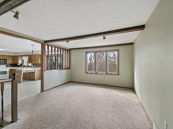 5th image of 936 5th St S