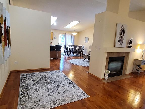 4th image of 3027 140th Pl SE