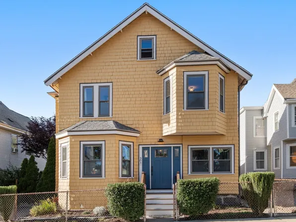 30 Dracut St, Dorchester, MA 02124