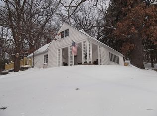 266 E 4th St, Richland Center, WI 53581