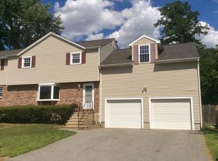 37 Adelaide Ave, Methuen, MA 01844
