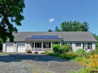 10 Sparrowbush Rd, Latham, NY 12110