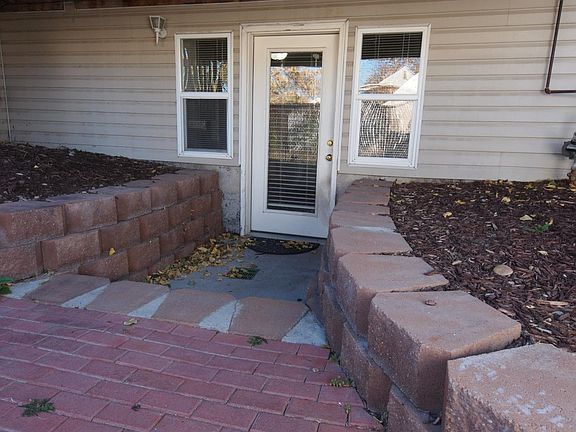 Garden walk entrance